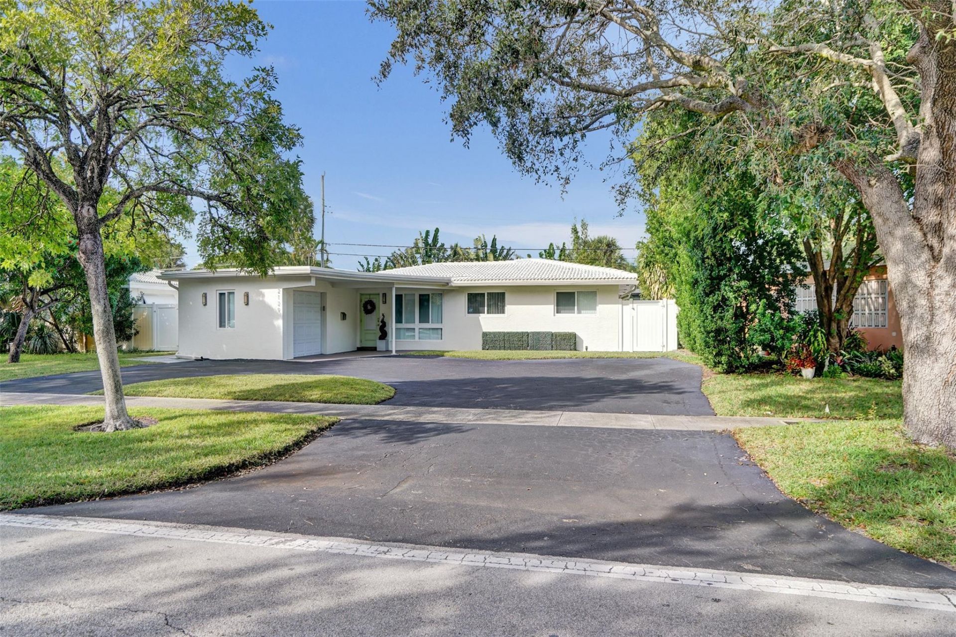 2129 NE 62nd St, Fort Lauderdale, FL 33308 Photo