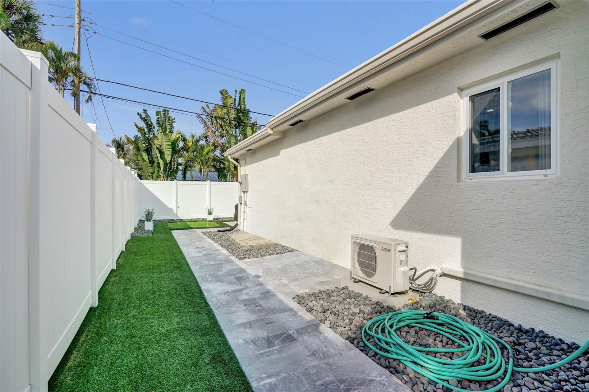 2129 NE 62nd St, Fort Lauderdale, FL 33308 Photo