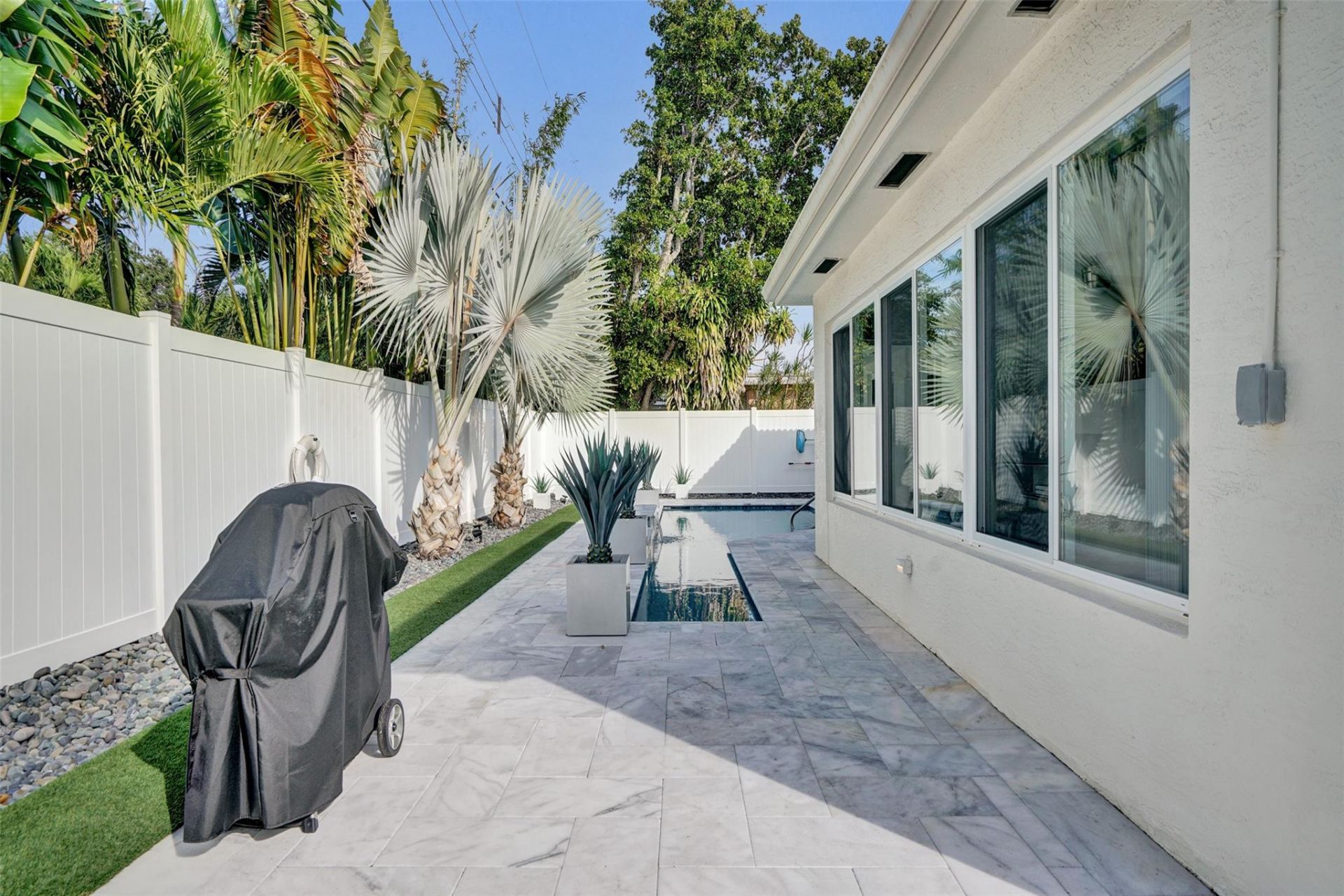 2129 NE 62nd St, Fort Lauderdale, FL 33308 Photo