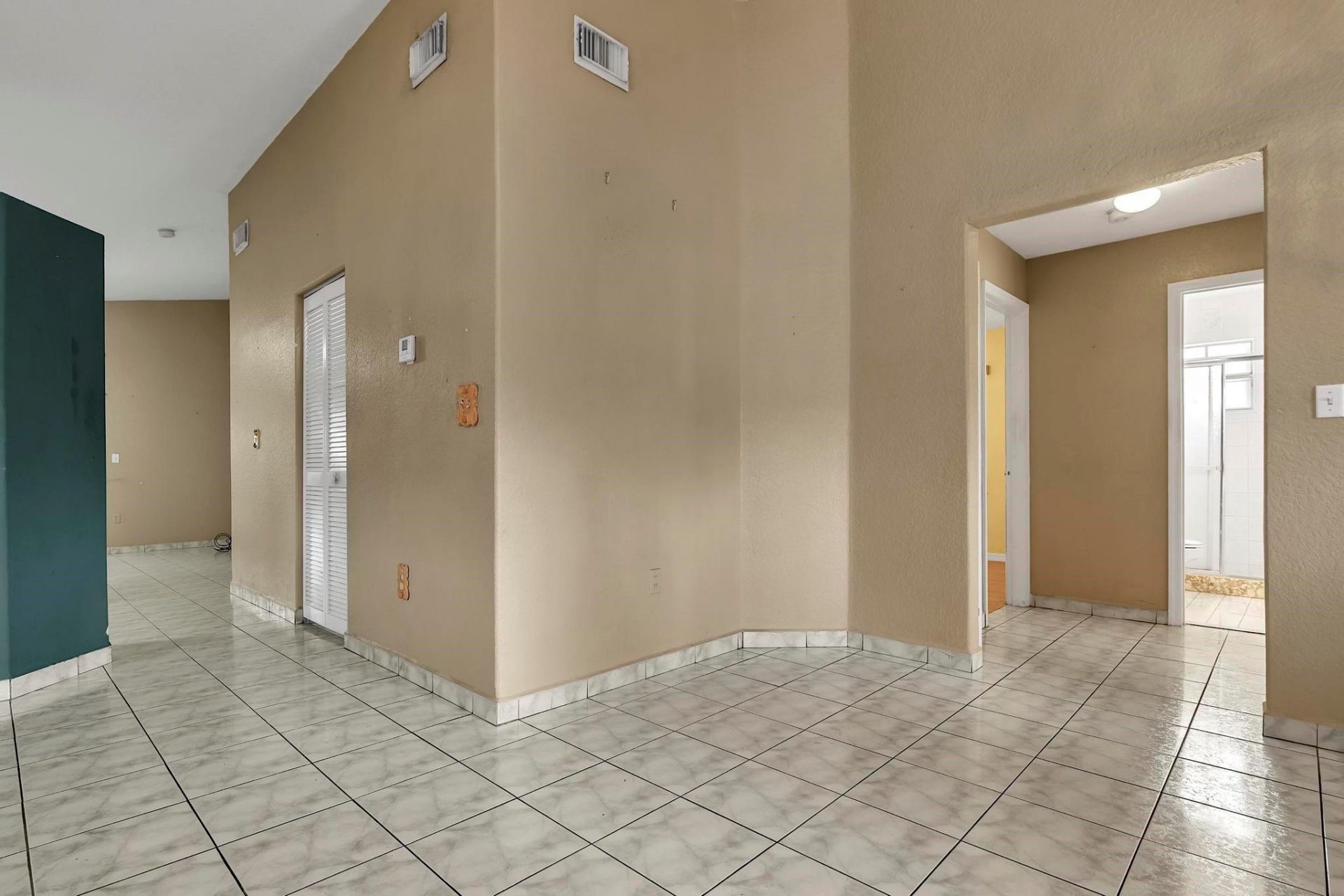 3201 W 76th St, Hialeah, FL 33018 Photo