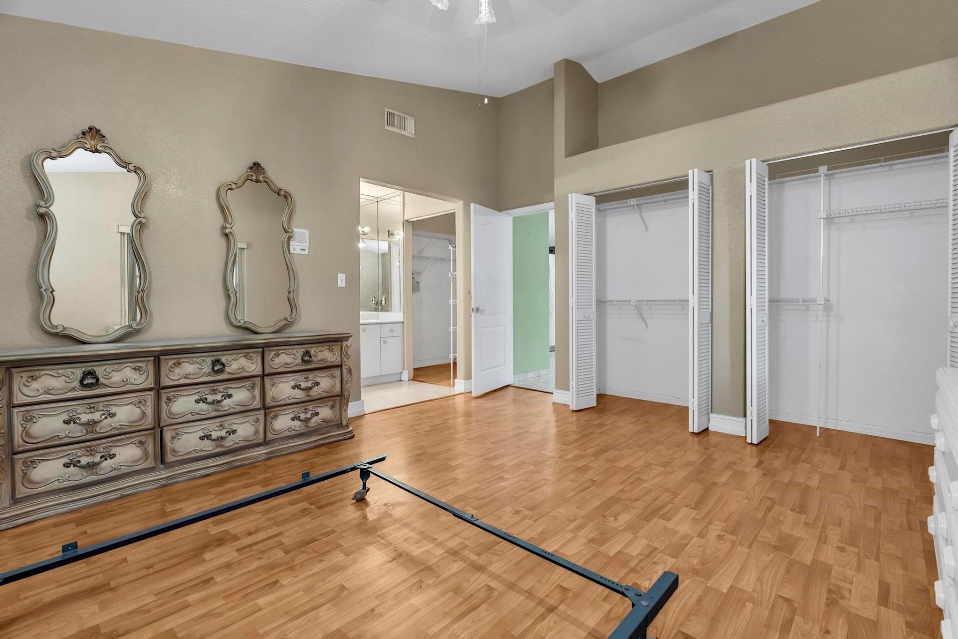 3201 W 76th St, Hialeah, FL 33018 Photo