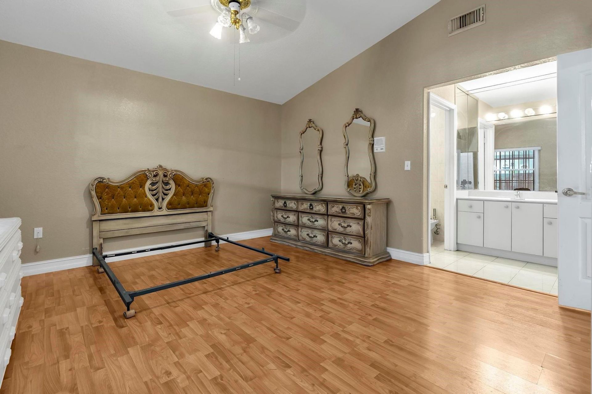 3201 W 76th Street, Hialeah, FL 33018 Photo