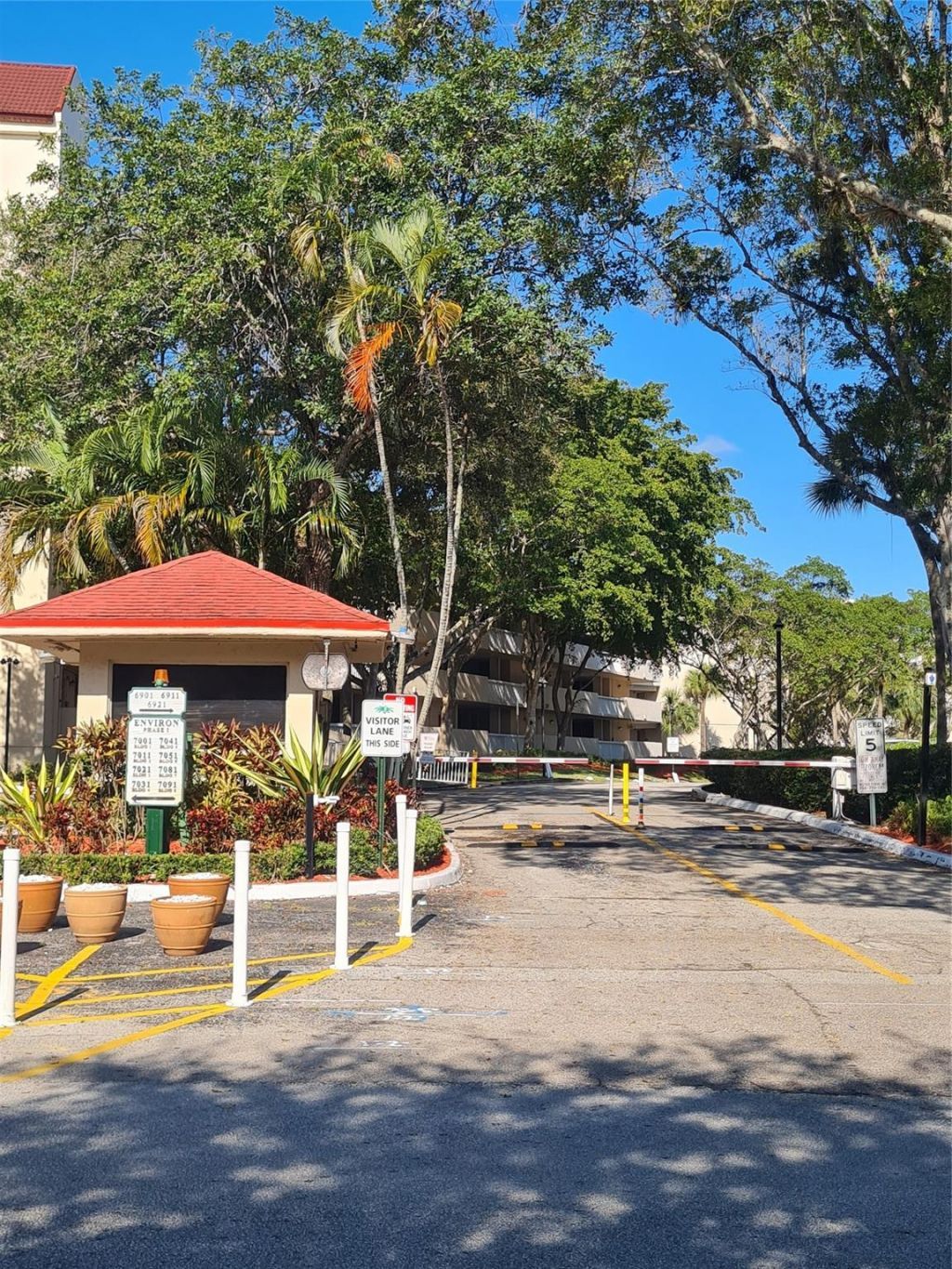 6911 Environ Bvd, Unit 2M, Lauderhill, FL 33319 Photo