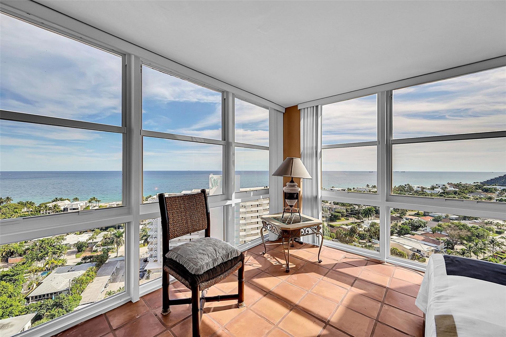 2841 N Ocean Boulevard, Unit 1801, Fort Lauderdale, FL 33308 Photo