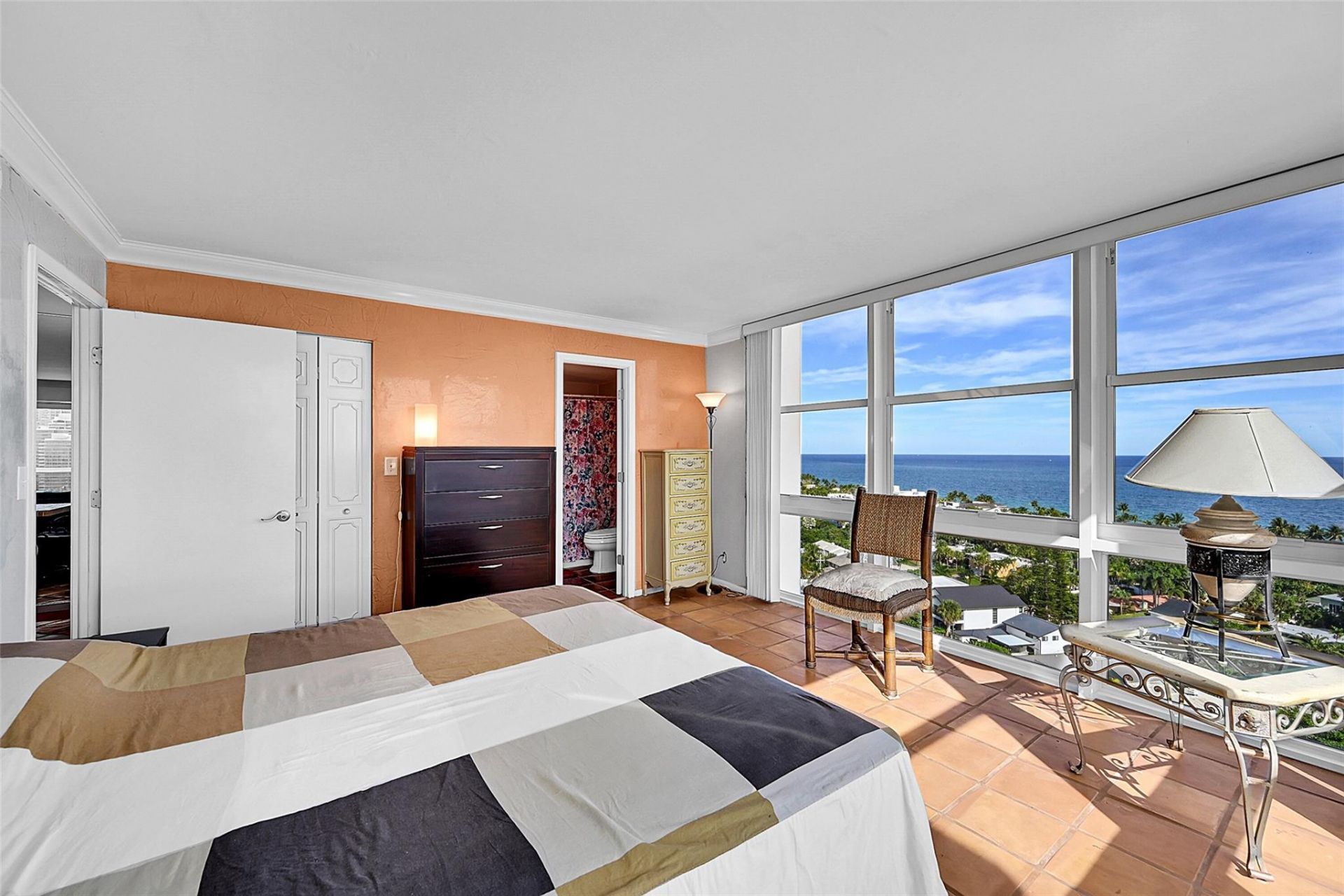2841 N Ocean Boulevard, Unit 1801, Fort Lauderdale, FL 33308 Photo
