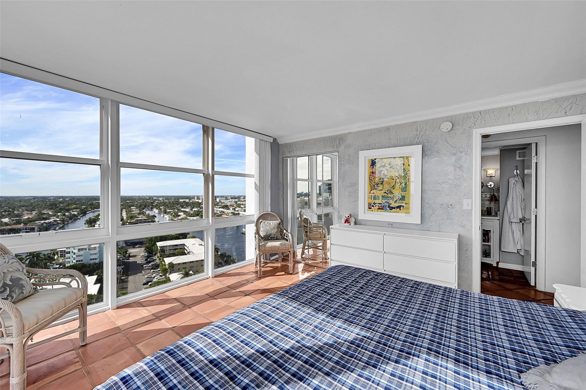 2841 N Ocean Boulevard, Unit 1801, Fort Lauderdale, FL 33308 Photo