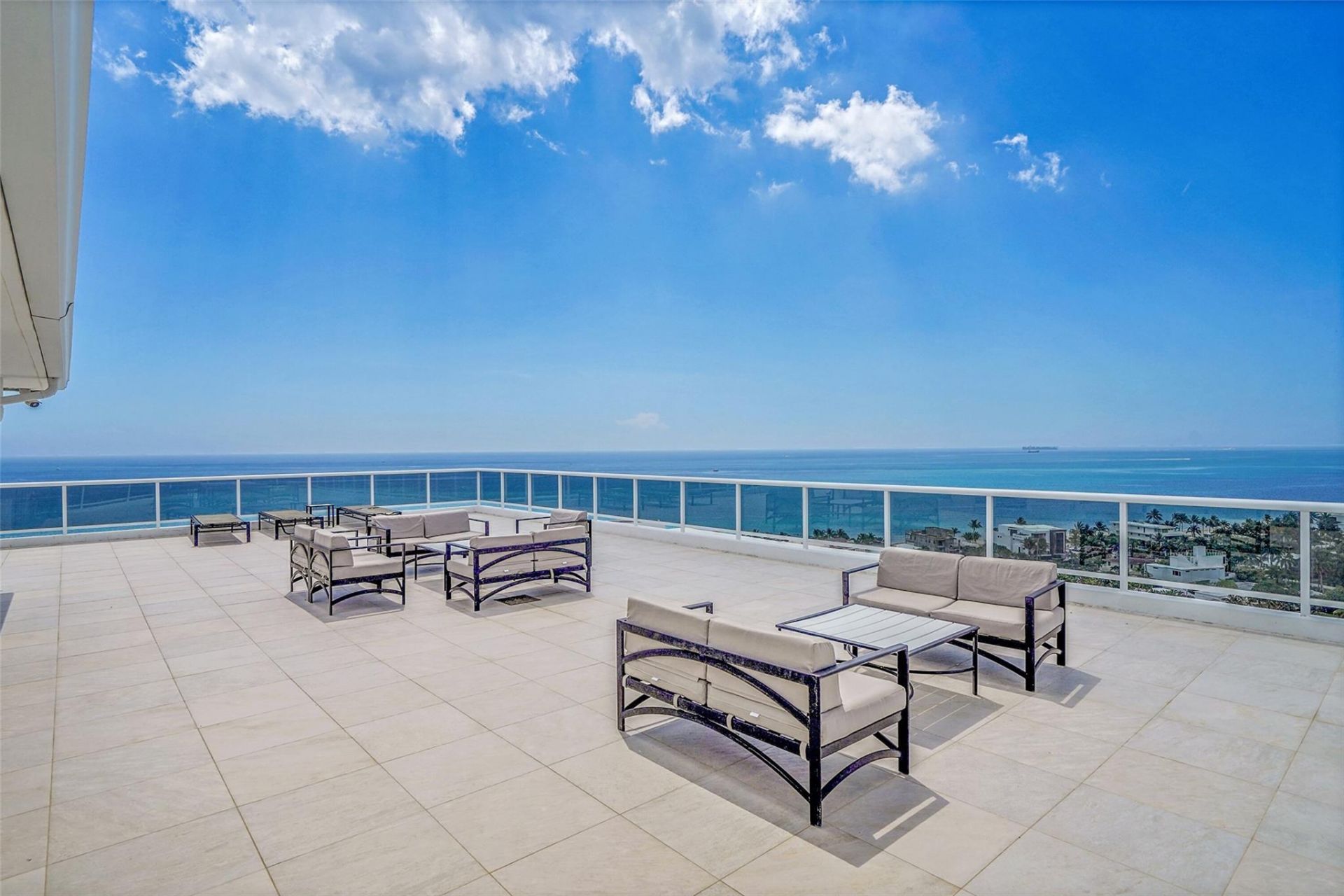 2841 N Ocean Boulevard, Unit 1801, Fort Lauderdale, FL 33308 Photo