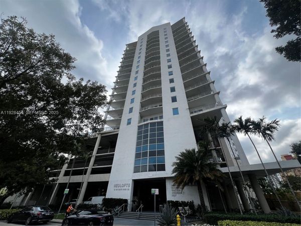 10 SW South River Dr, Unit 812, Miami, FL 33130