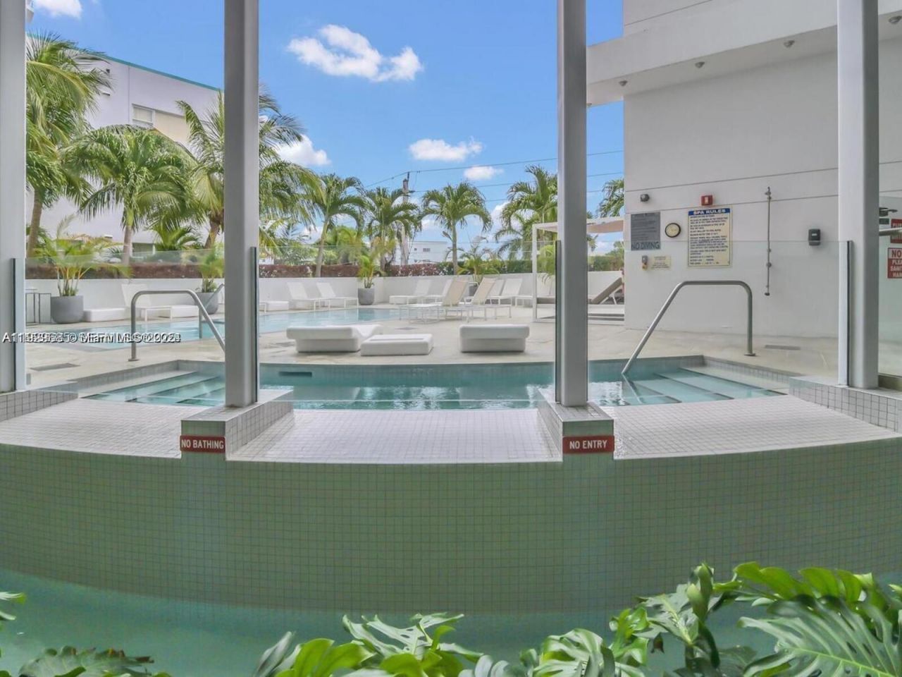 9821 E Bay Harbor Dr, Unit 503, Bay Harbor Islands, FL 33154 Photo