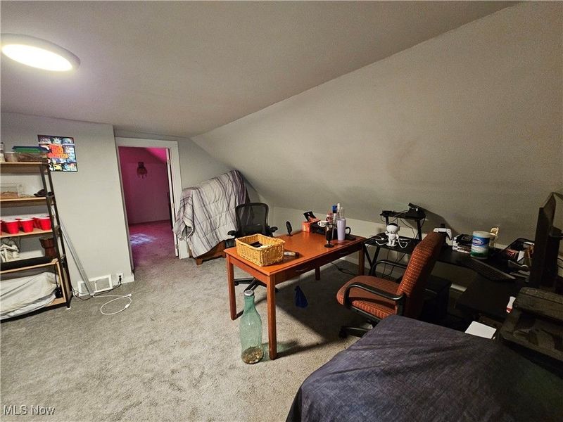 7700 Colgate Avenue, Cleveland, OH 44102 Photo 17