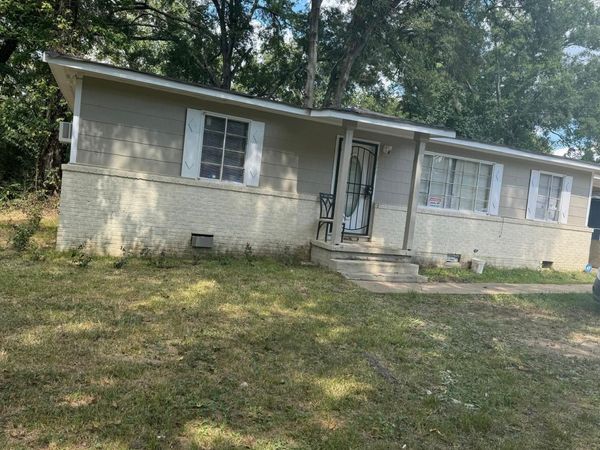 2677 Shannon Street, Jackson, MS 39212