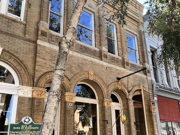 326-328 Main Street, Natchez, MS 39120