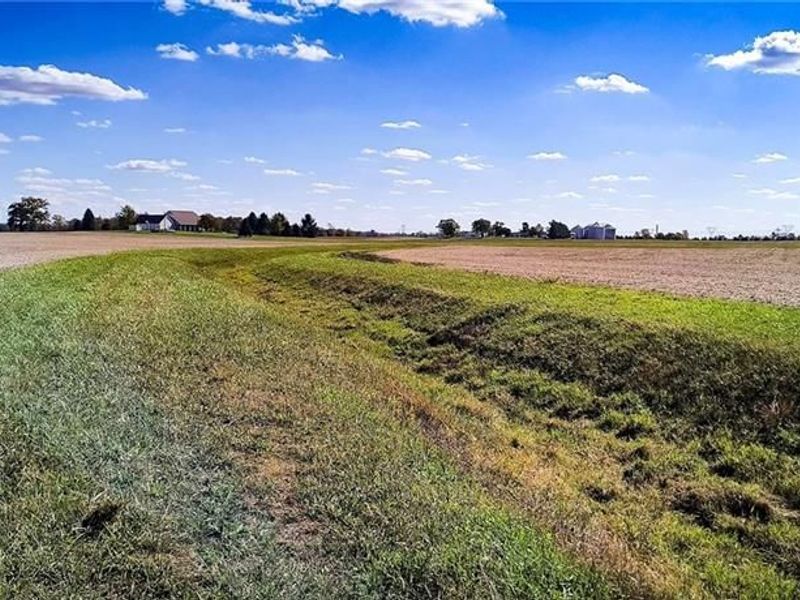 5765 Lilly Chapel Opossum Road, London, OH 43140 Photo 13