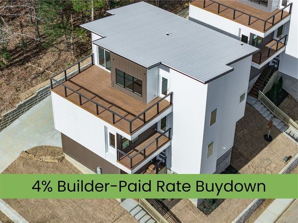 111 S Paddock Loop, Fayetteville, AR 72701