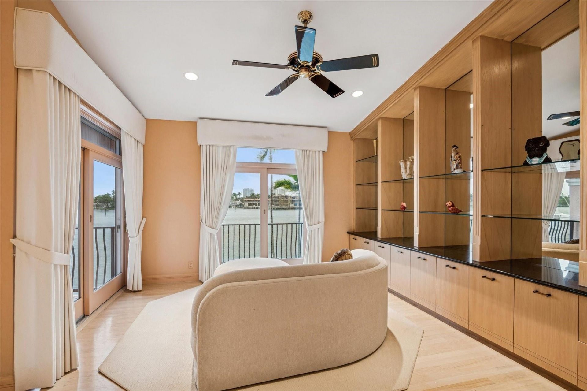 5 Isla Bahia Drive, Fort Lauderdale, FL 33316 Photo