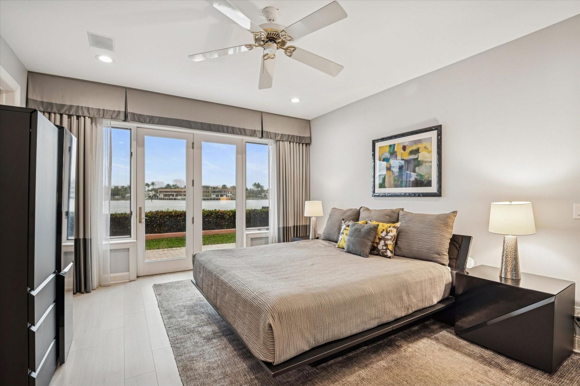 5 Isla Bahia Drive, Fort Lauderdale, FL 33316 Photo