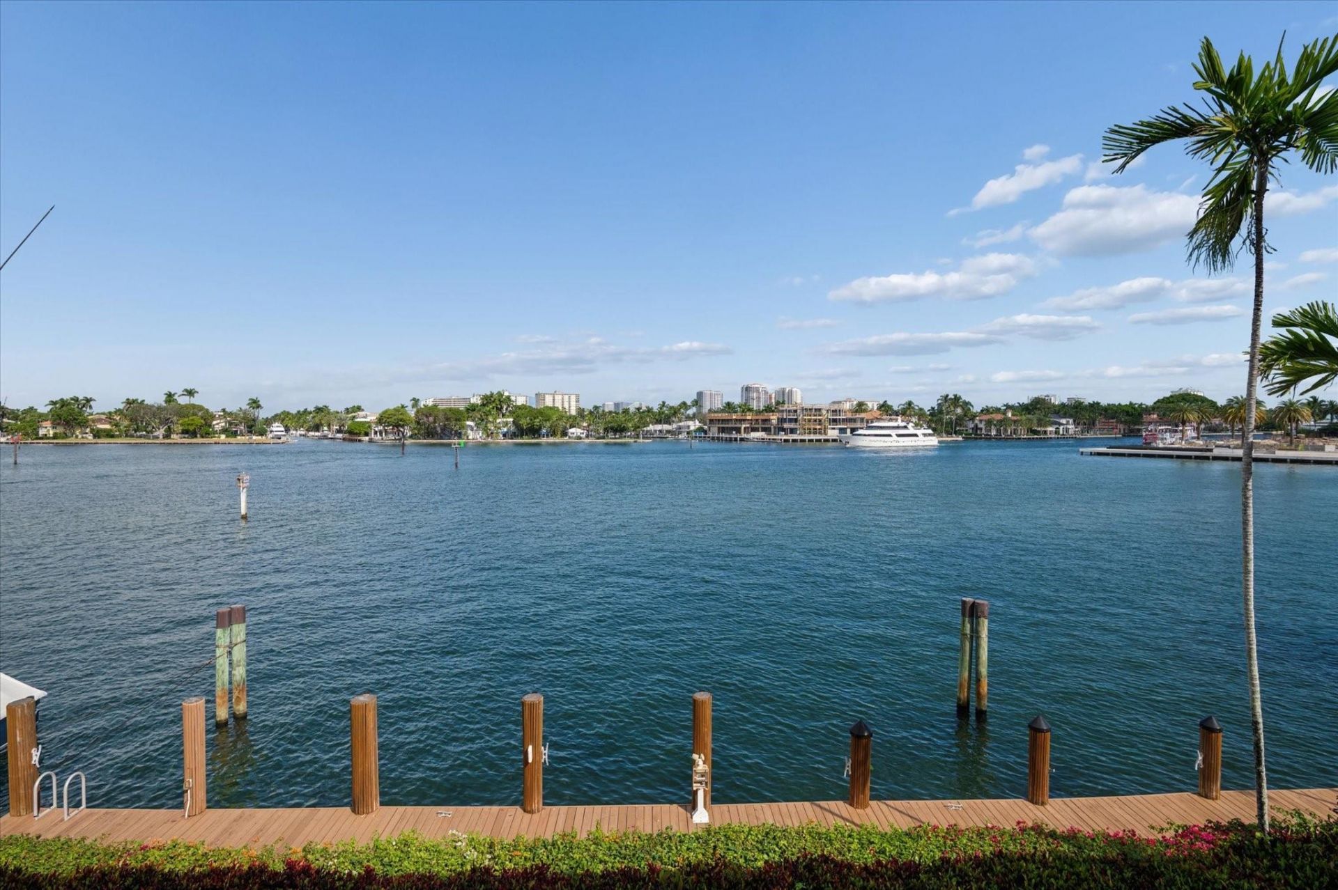 5 Isla Bahia Drive, Fort Lauderdale, FL 33316 Photo