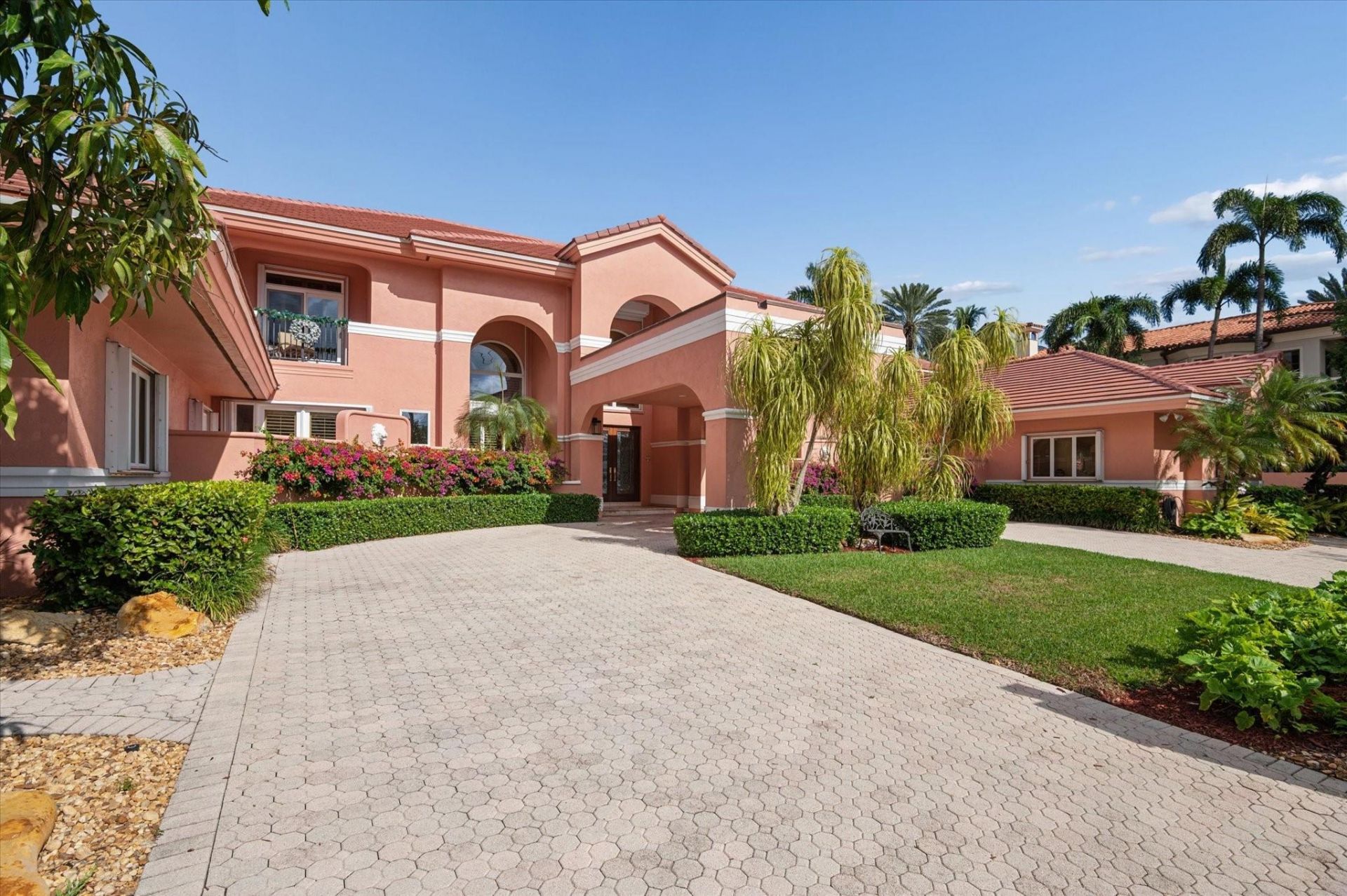 5 Isla Bahia Drive, Fort Lauderdale, FL 33316 Photo