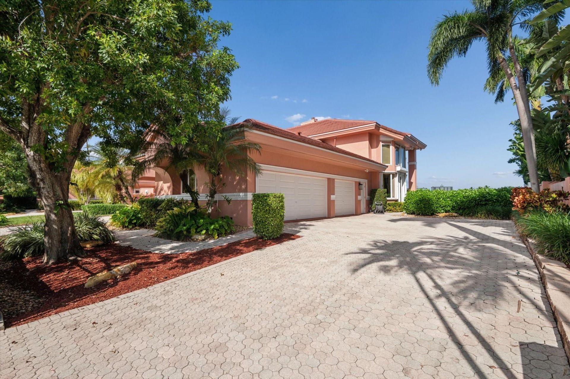 5 Isla Bahia Drive, Fort Lauderdale, FL 33316 Photo