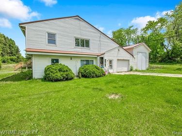 654 N BLACKS CORNERS Road, Imlay Twp, MI 48444