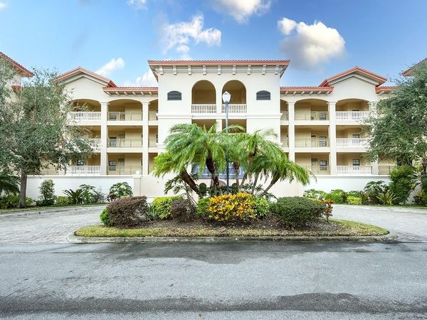 7702 LAKE VISTA COURT, Unit 204, LAKEWOOD RANCH, FL 34202