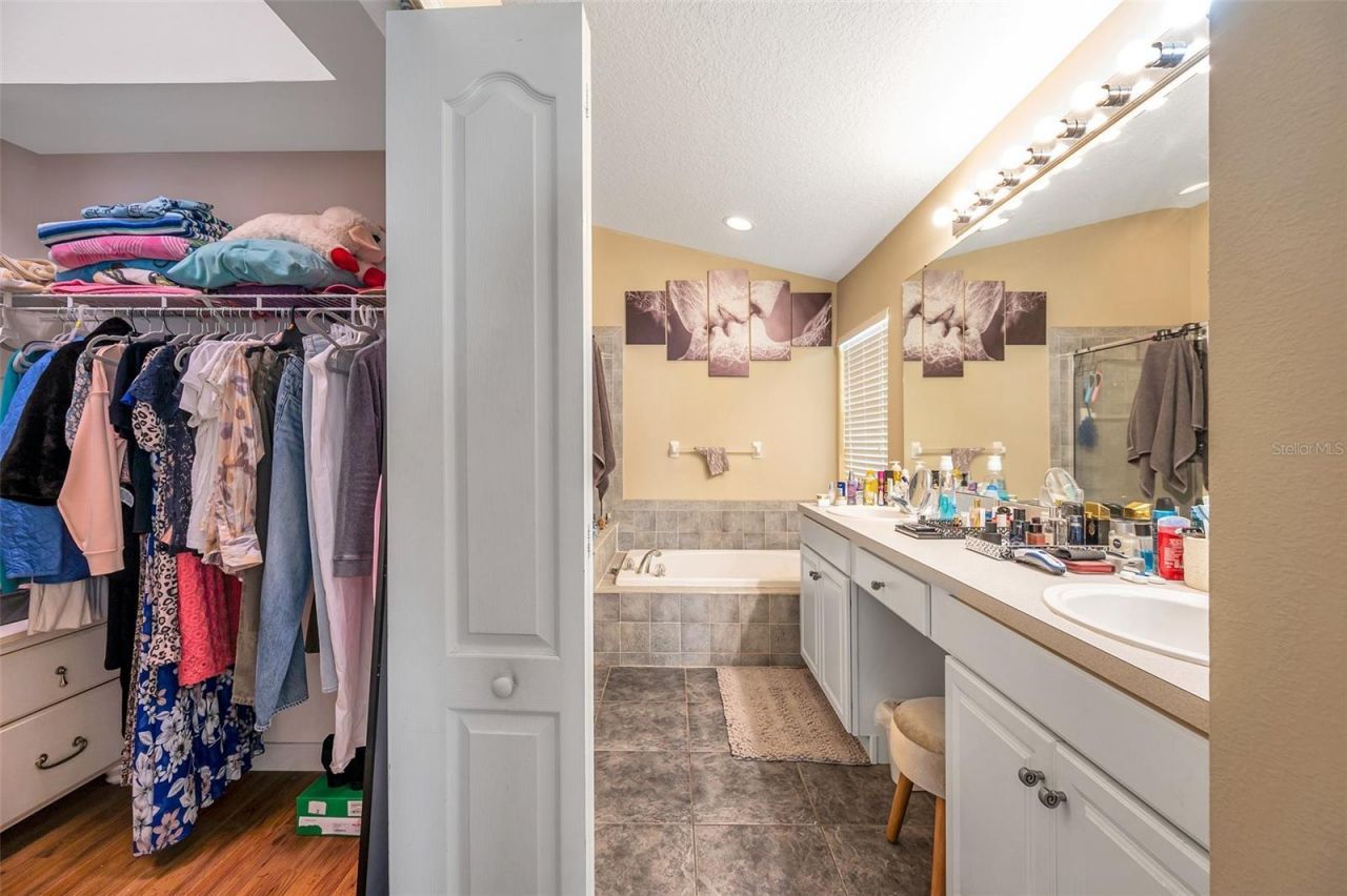 12308 Adventure Drive, Riverview, FL 33579 Photo