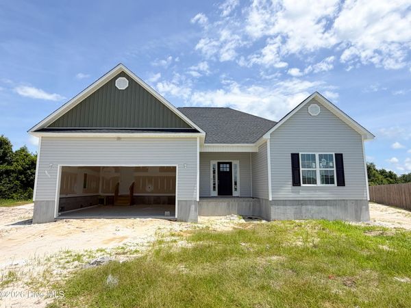 716 Puppy Drum Lane, Maysville, NC 28555