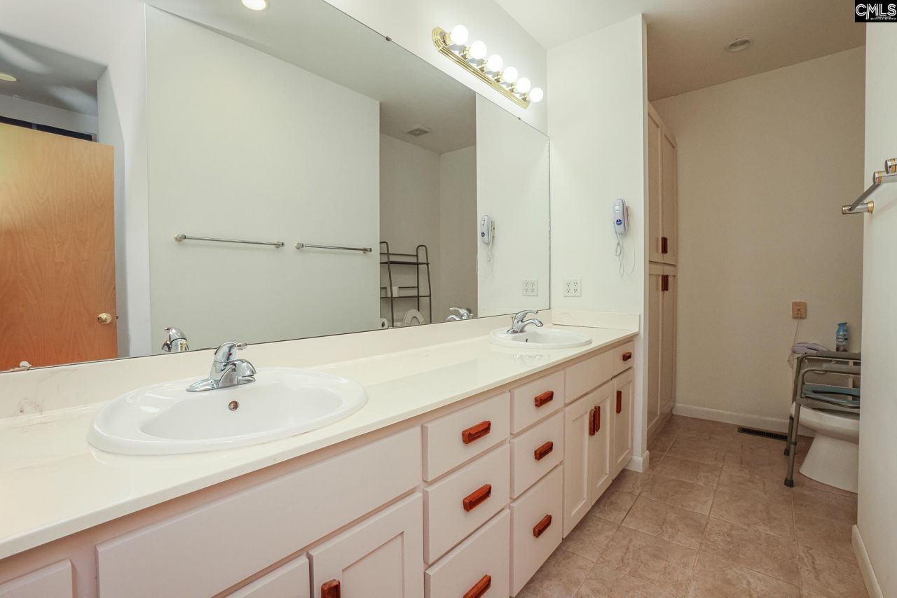 6447 Neeses Highway Photo 33