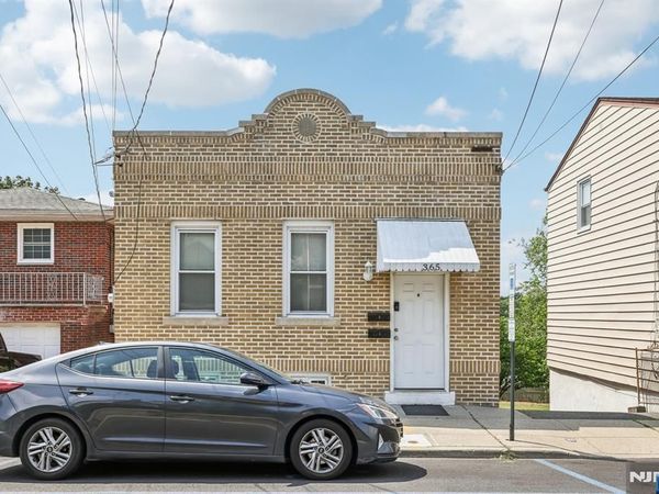 363 Macarthur Avenue, GARFIELD, NJ 07026
