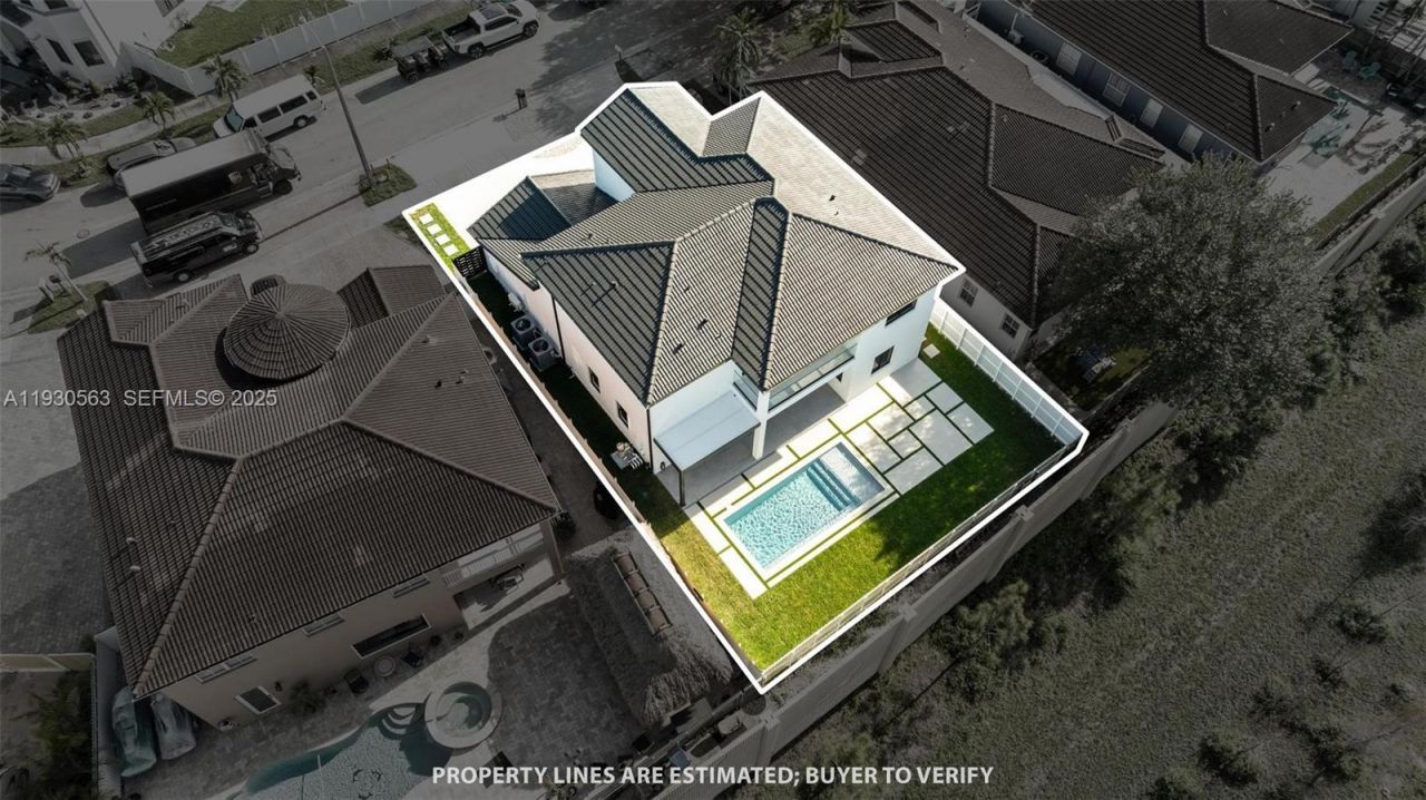 18172 NW 91st Ct, Hialeah, FL 33018 Photo