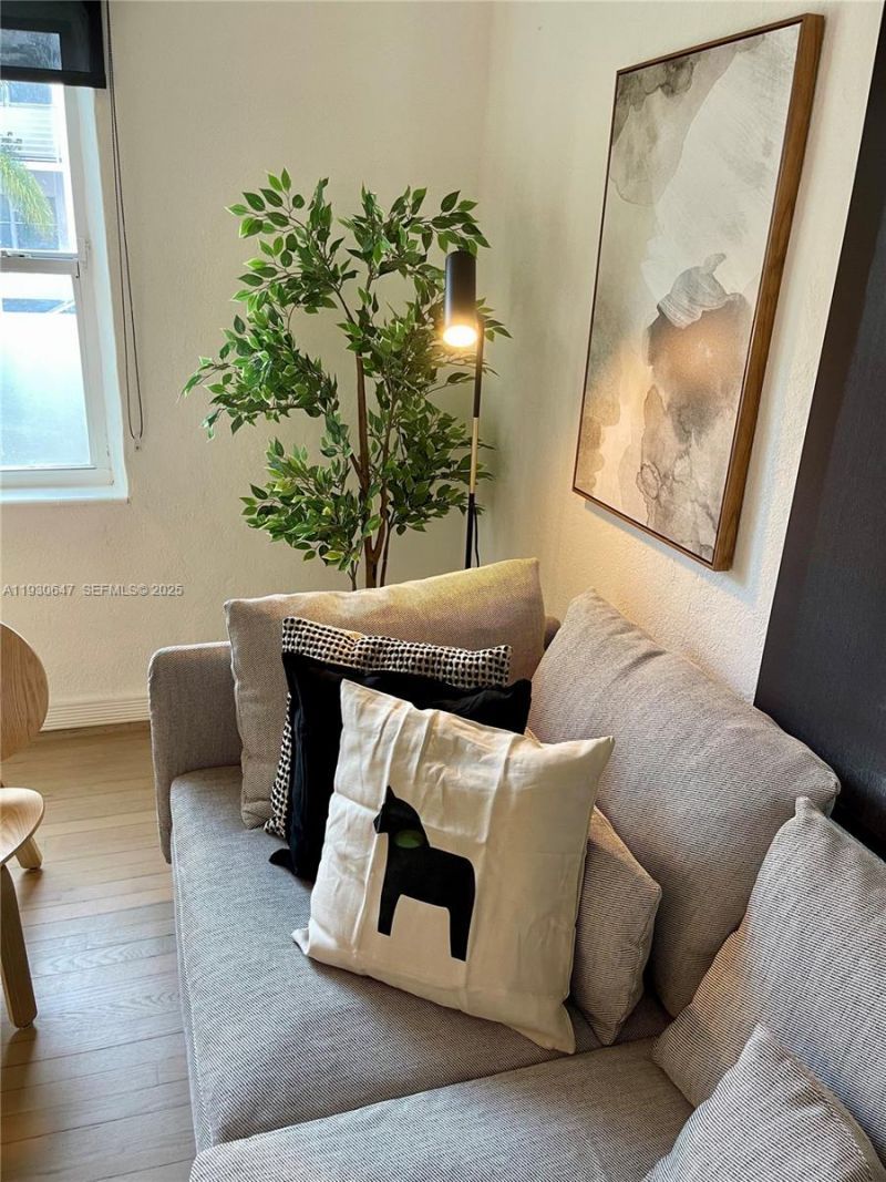 1001 7th St, Unit 104, Miami Beach, FL 33139 Photo