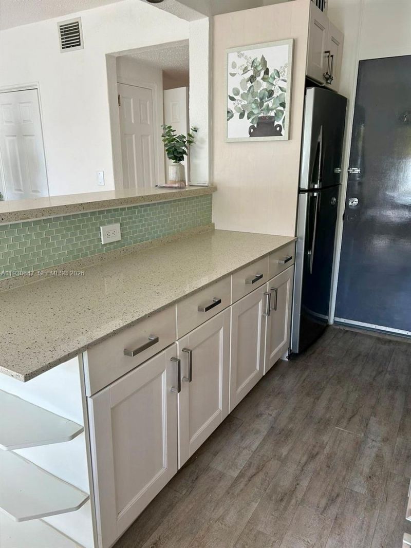 1001 7th St, Unit 104, Miami Beach, FL 33139 Photo