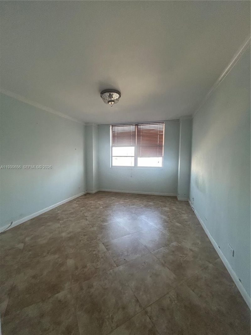 251 174th St, Unit 418, Sunny Isles Beach, FL 33160 Photo