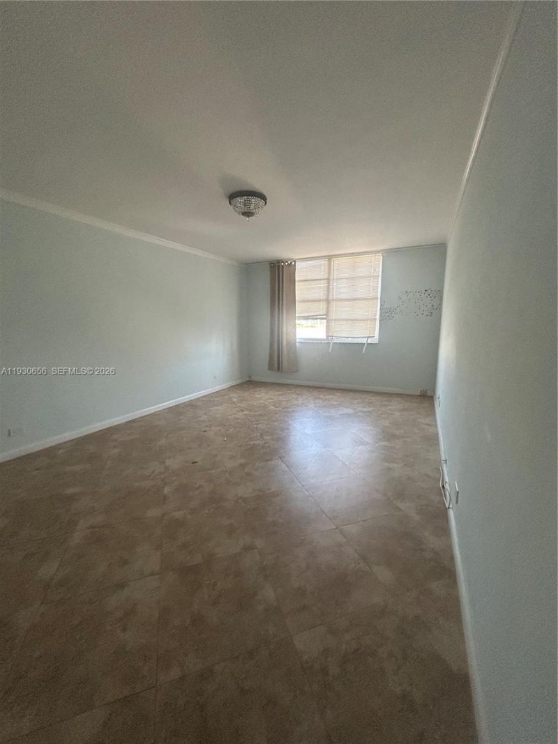 251 174th St, Unit 418, Sunny Isles Beach, FL 33160 Photo