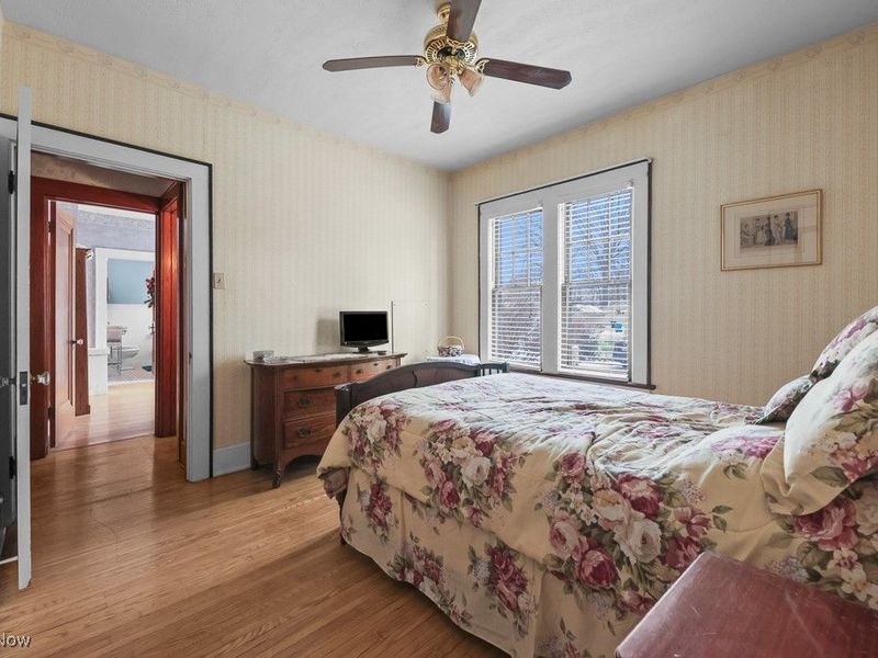 576 W Ohio Avenue, Sebring, OH 44672 Photo 24