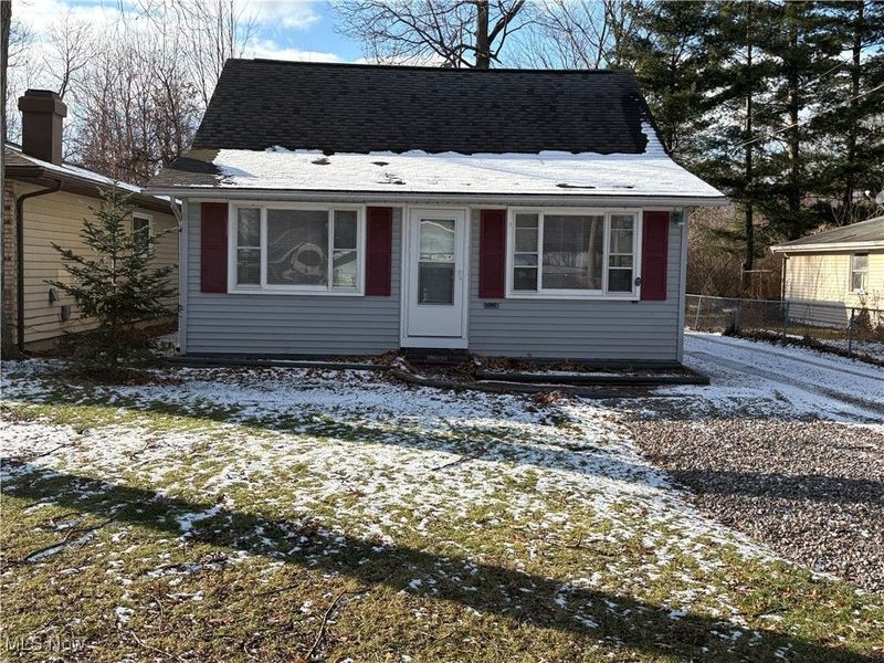 656 Hazelwood Drive, Vermilion, OH 44089 Photo 1