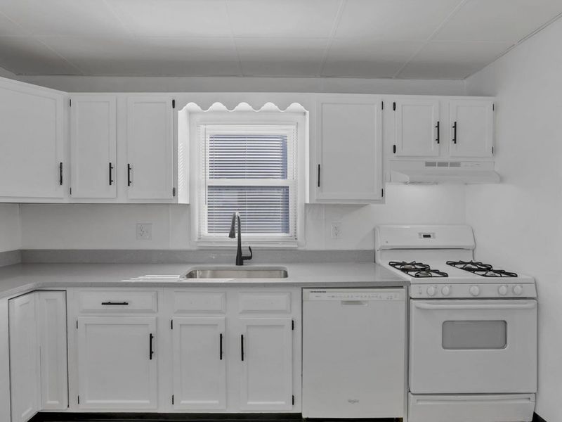 408 Derrer Road, Columbus, OH 43204 Photo 14