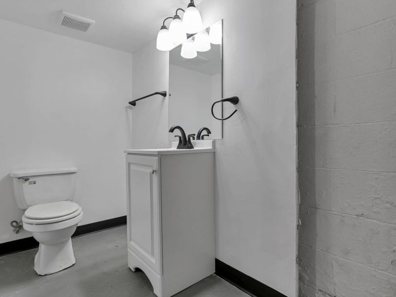 408 Derrer Road, Columbus, OH 43204 Photo 31