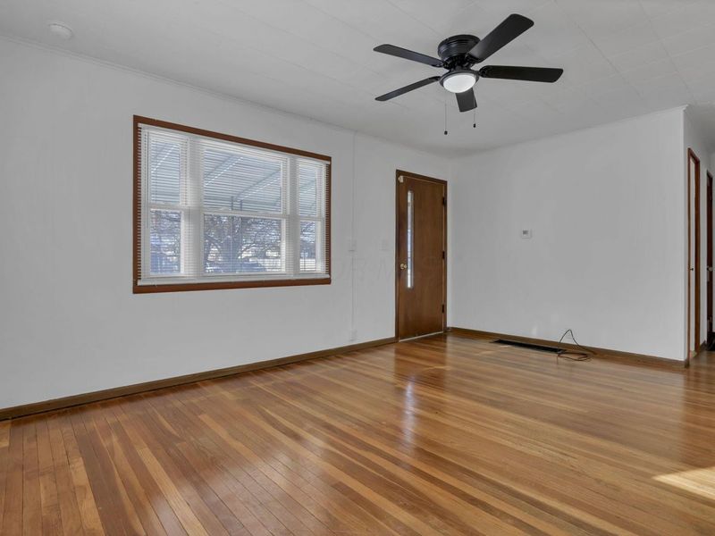 408 Derrer Road, Columbus, OH 43204 Photo 9