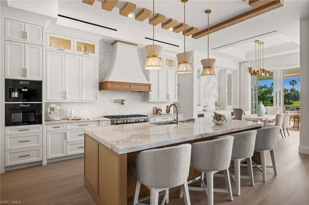 809 Wedge Dr, Naples, FL 34103 Photo