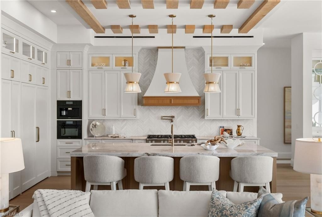 809 Wedge Dr, Naples, FL 34103 Photo