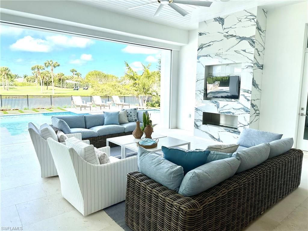 809 Wedge Dr, Naples, FL 34103 Photo