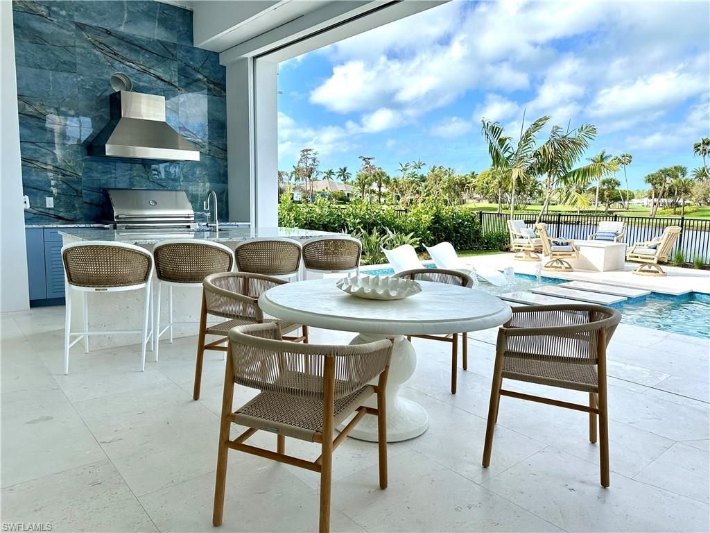 809 Wedge Dr, Naples, FL 34103 Photo