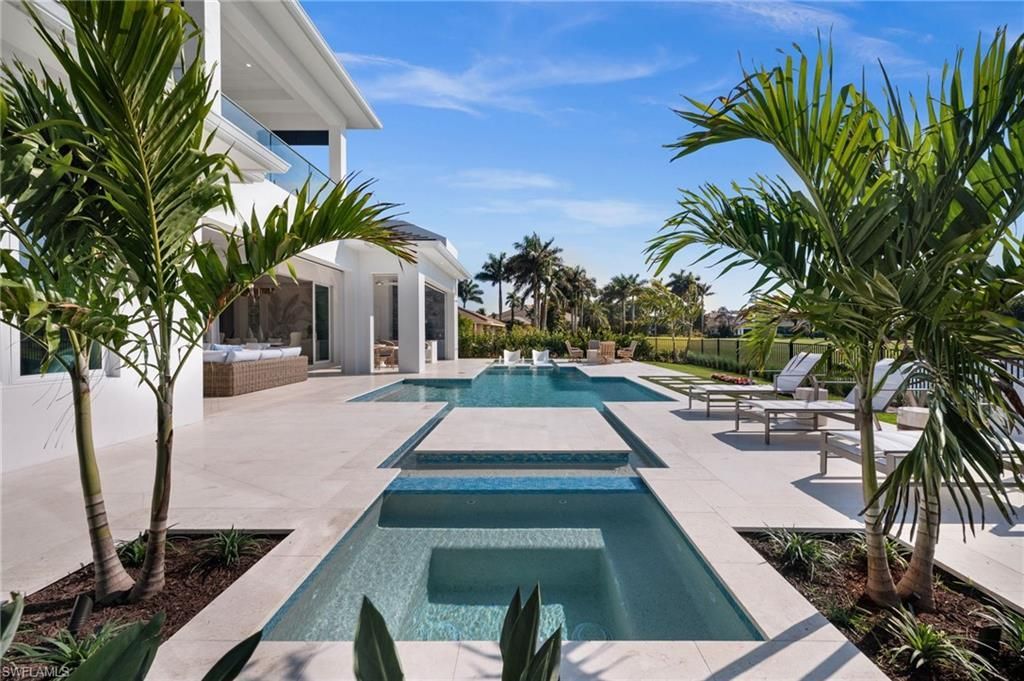 809 Wedge Dr, Naples, FL 34103 Photo