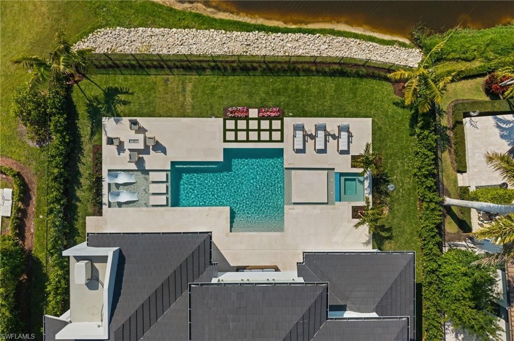 809 Wedge Dr, Naples, FL 34103 Photo