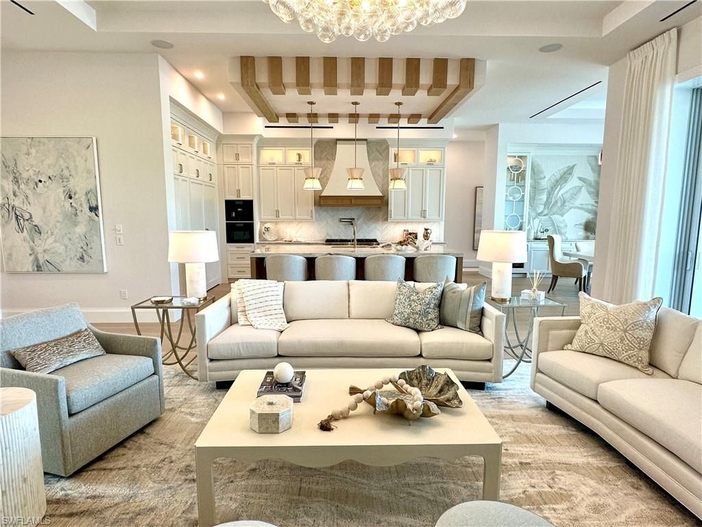 809 Wedge Dr, Naples, FL 34103 Photo