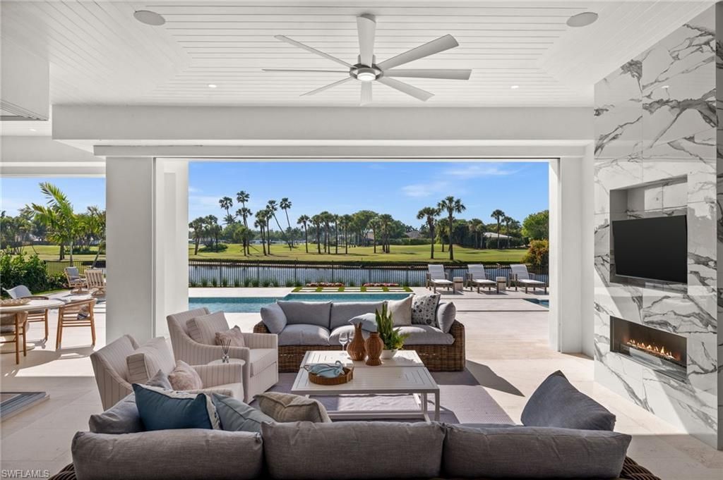 809 Wedge Dr, Naples, FL 34103 Photo