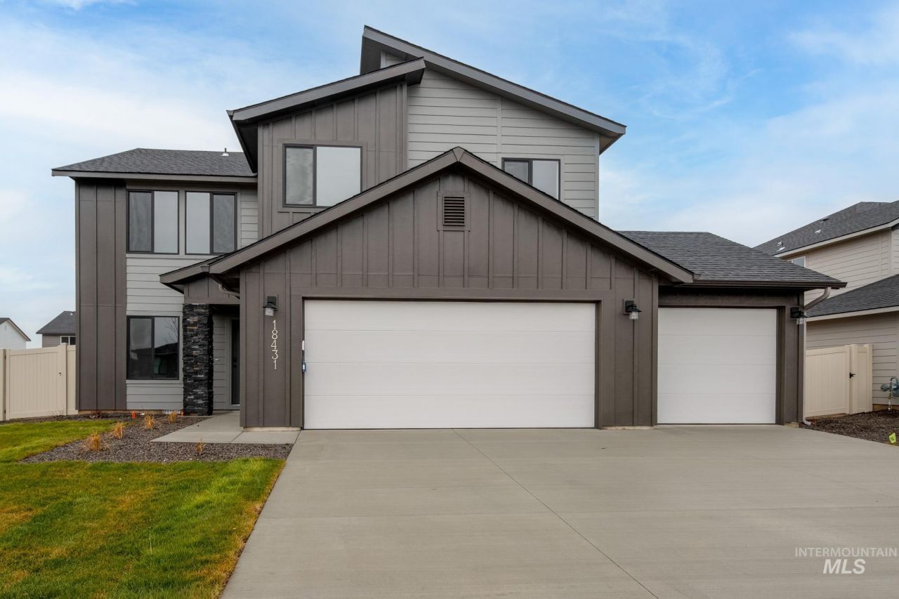 18431 N Trumpet Lily Ave, Nampa, ID 83687 Main Photo