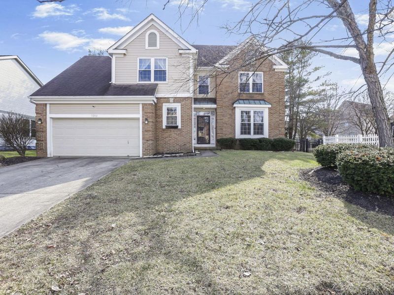 7352 Old Creek Lane, Canal Winchester, OH 43110 Photo 3