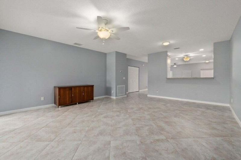 2087 SE Wild Meadow Circle, Port Saint Lucie, FL 34952 Photo